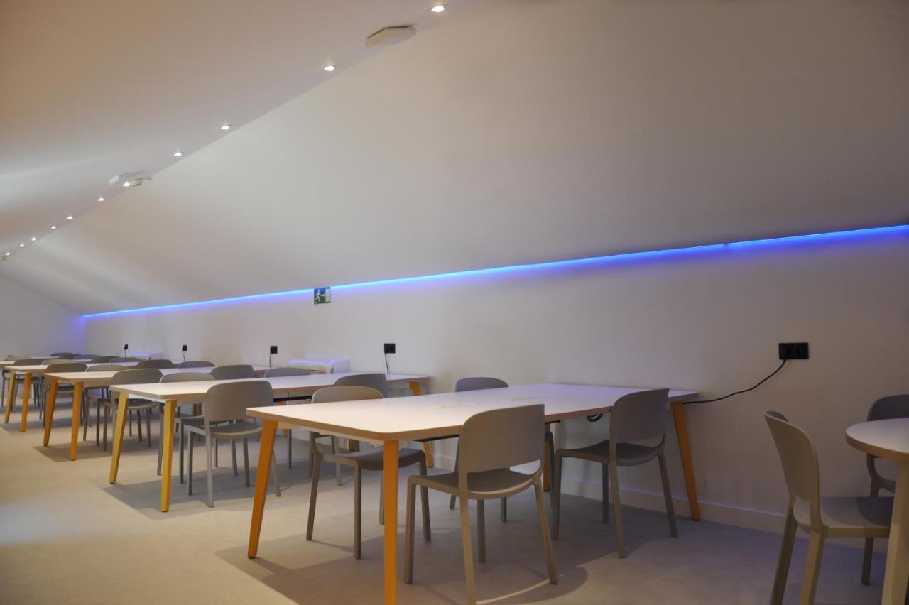 Residencia Universitaria Resa Malaga Centro Экстерьер фото